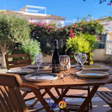 Lovely Three Bed Three Bath Townhouse Pf4 Feriehus