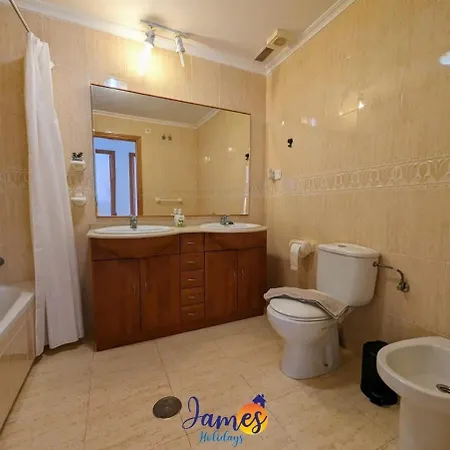 Feriehus Lovely Three Bed Three Bath Townhouse Pf4 Orihuela