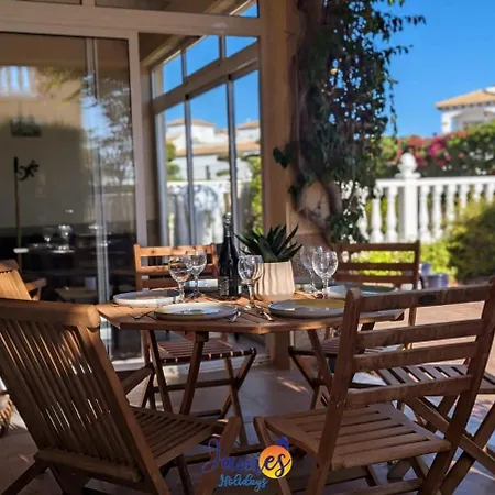 Lovely Three Bed Three Bath Townhouse Pf4 Feriehus Orihuela